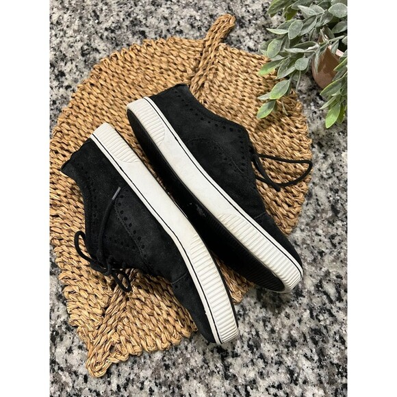 Born Womens Black Suede Lace-Up Skater Flat Shoes SZ 9 - Picture 4 of 5